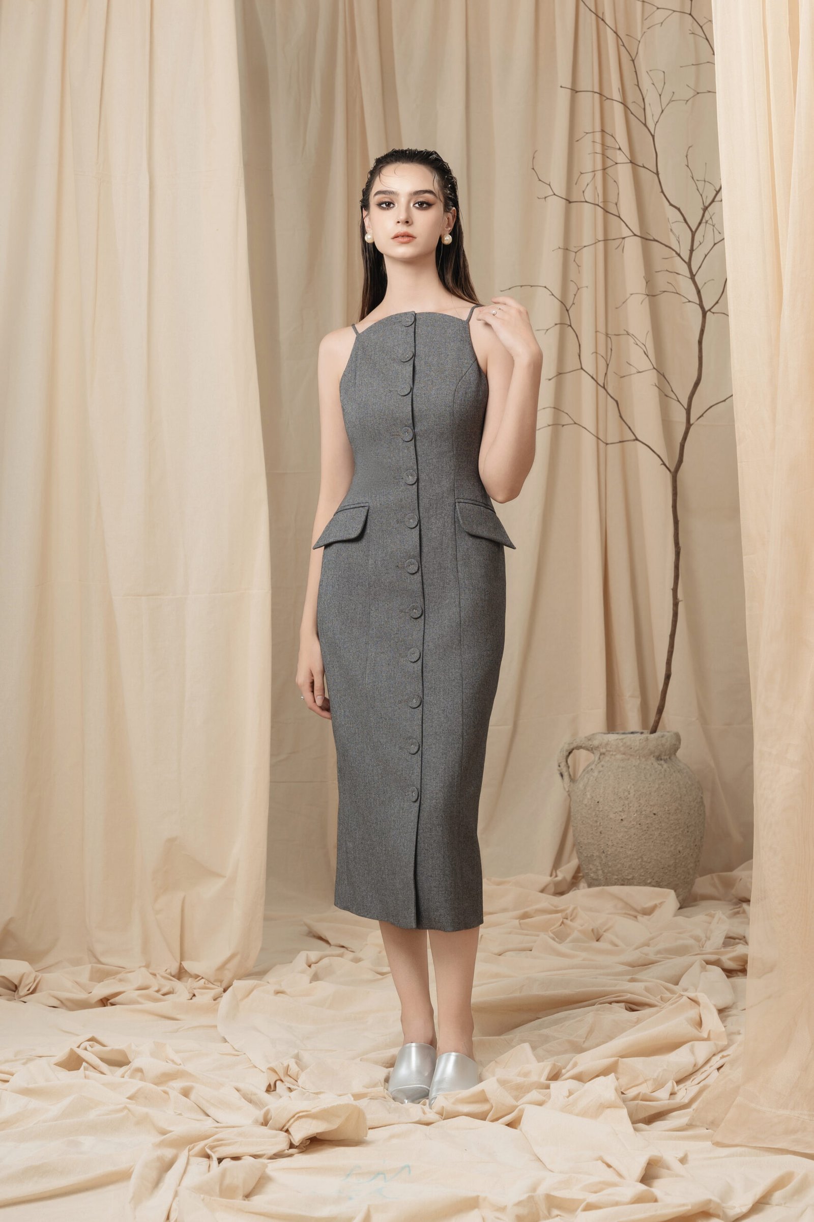TAILORED DRESS Grey